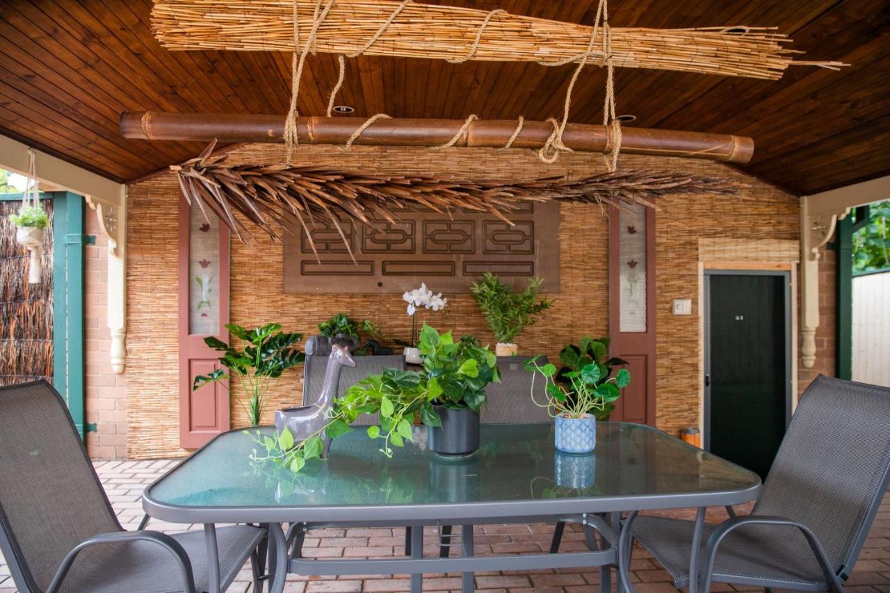 Quiet Private Studio In Strathfield With Kitchenette And Private Bathroom 3Min To Station Sleeps 6 Sydney Luaran gambar
