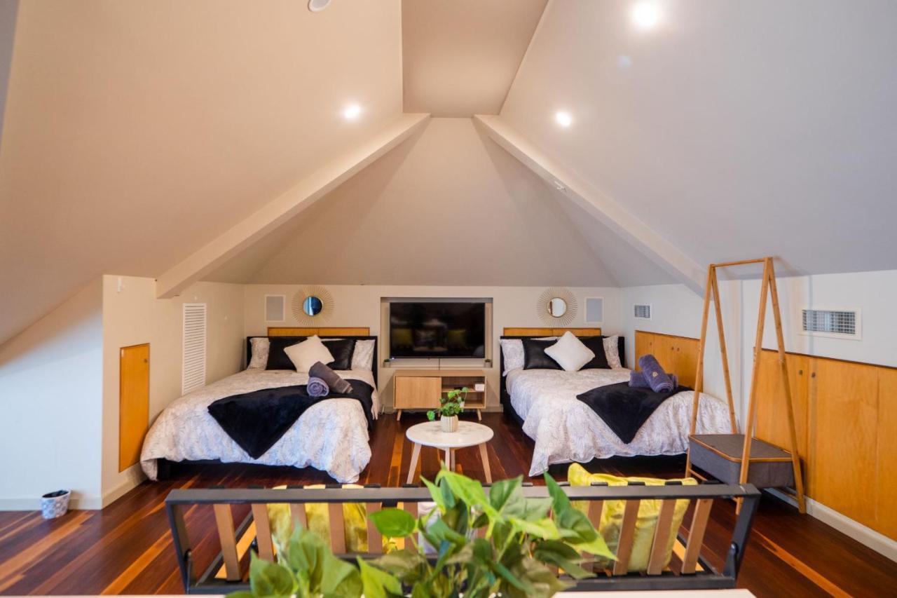 Quiet Private Studio In Strathfield With Kitchenette And Private Bathroom 3Min To Station Sleeps 6 Sydney Luaran gambar